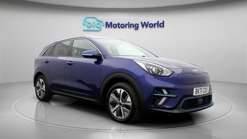 Blue Used 2021 Kia e-Niro 2 SUV | £13,100 (Super price) - Image 1/4