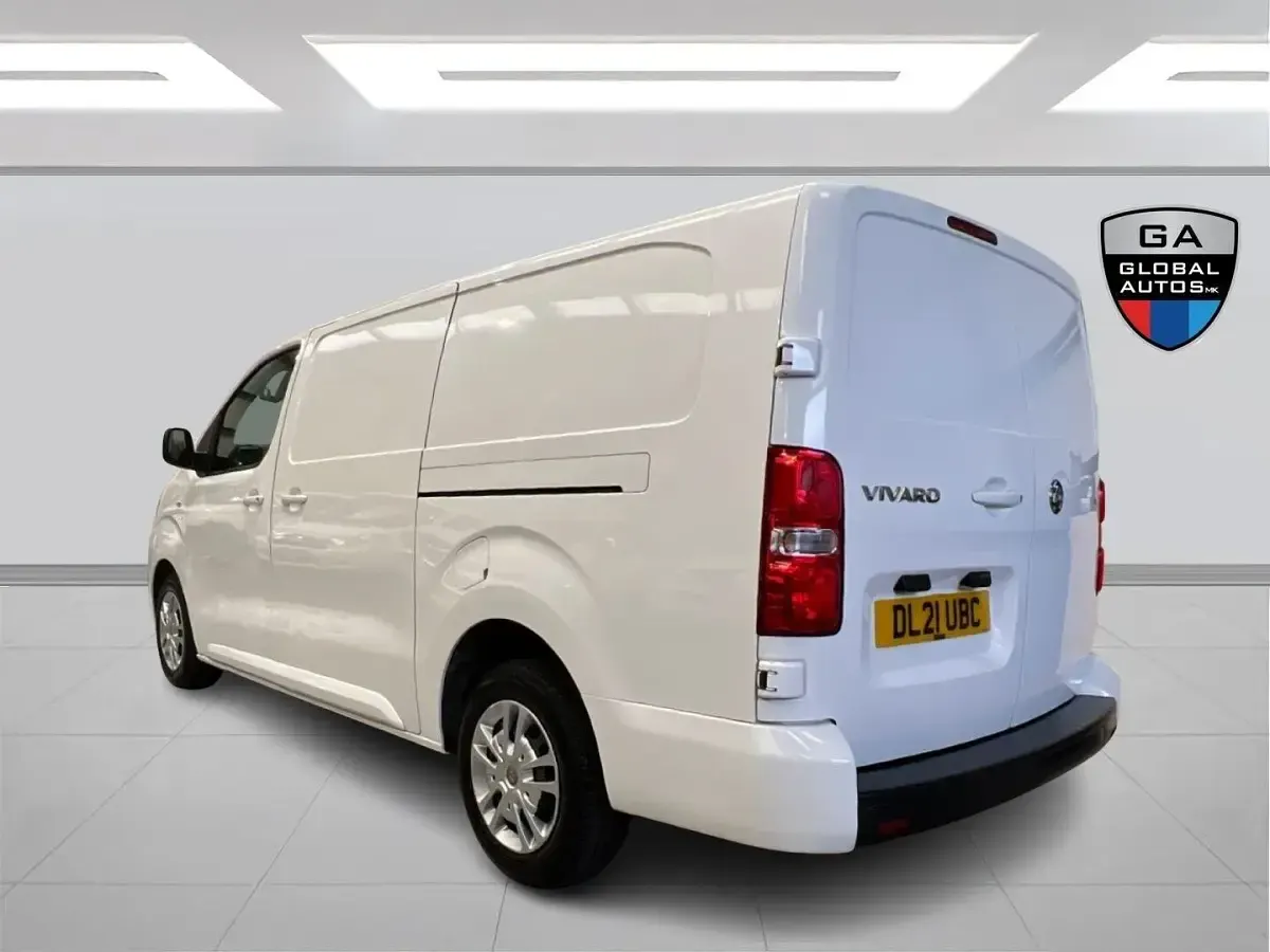 Used Vauxhall Vivaro Sportive 100 HP (73 kW) 2021 White MPV