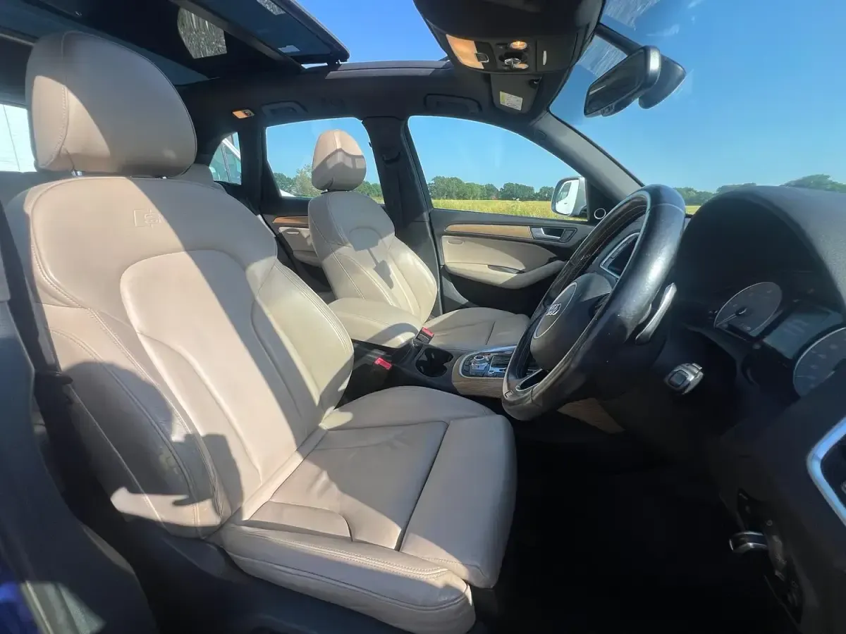 Used Audi SQ5 Exclusive 2015 Blue SUV