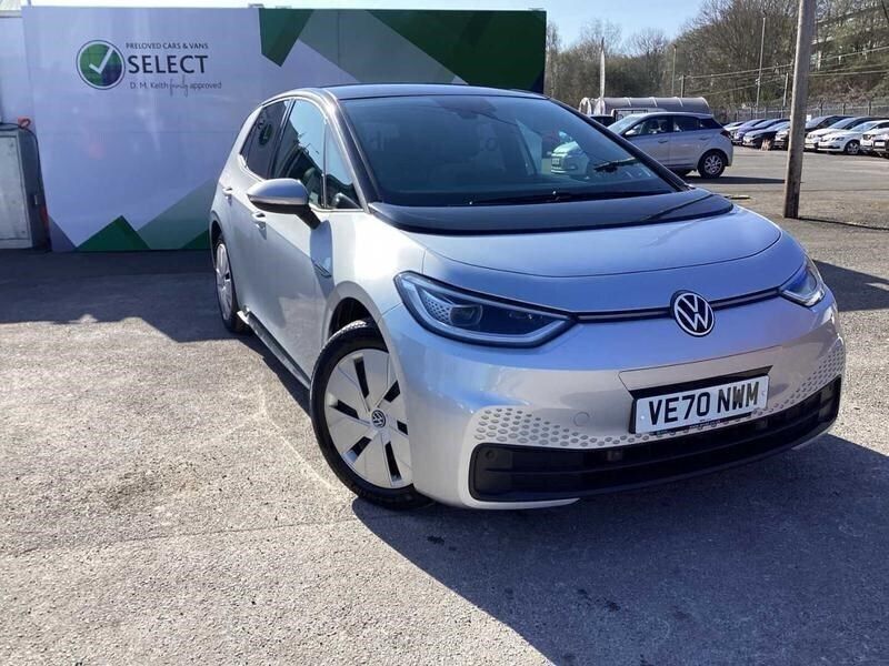 Scale silver Used 2020 VW ID.3 Pro Performance Hatchback | £12,995 (Good price) - Image 1/4