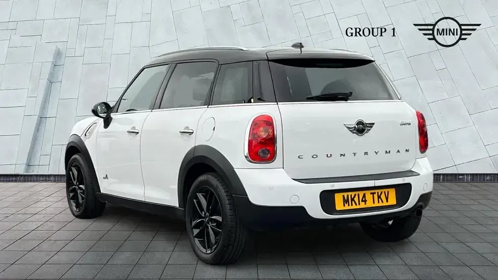 Used Mini Cooper Countryman 120 HP (88 kW) 2014 White SUV