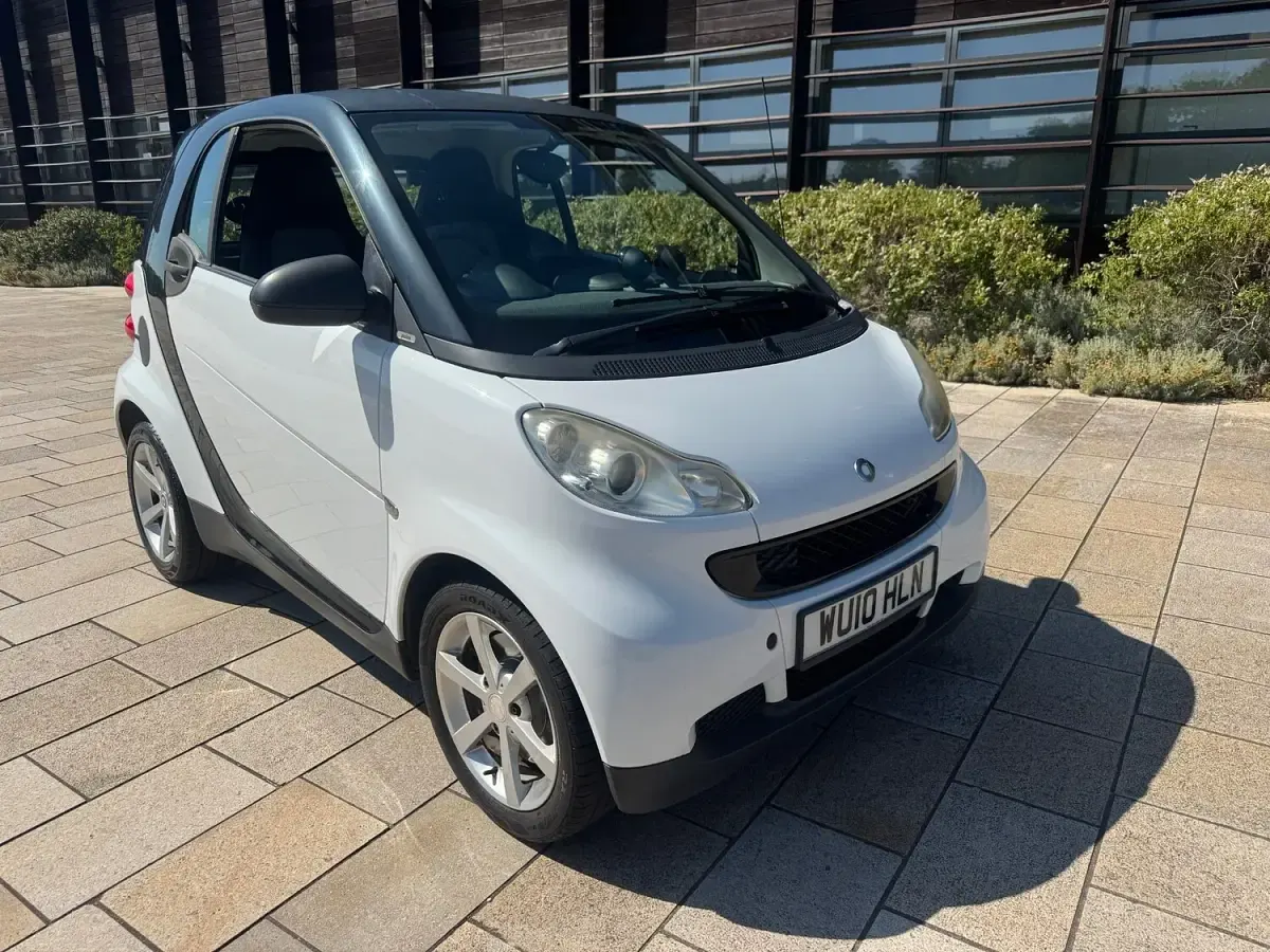 Used Smart ForTwo Coupé Pulse 2010 White Coupe