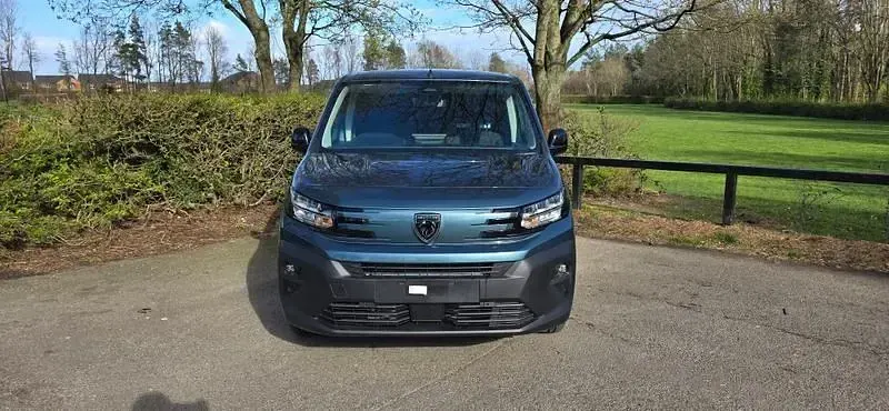 Ny Peugeot Partner 131 HK (96 kW) 2026 Blå Minibuss