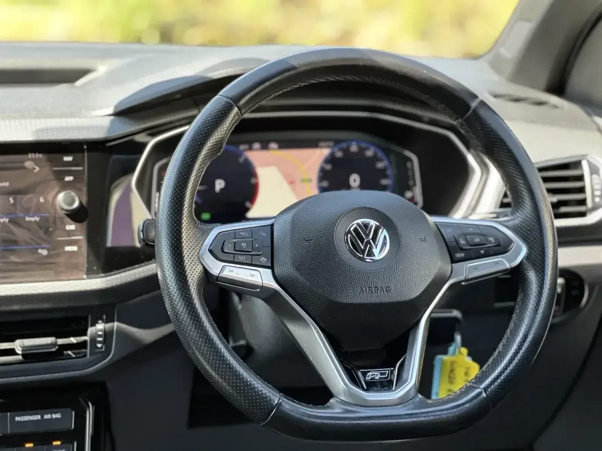 Used VW T-Cross R-line 95 HP (69 kW) 2020 Blue SUV
