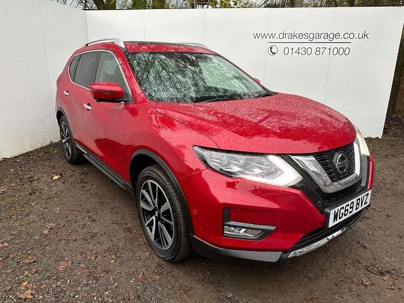 Red Used 2019 Nissan X-Trail Tekna SUV | £15,790 (Fair price) - Image 1/4