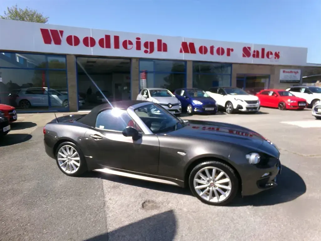 Used Fiat 124 Spider Lusso 140 HP (102 kW) 2017 Bronze Cabriolet