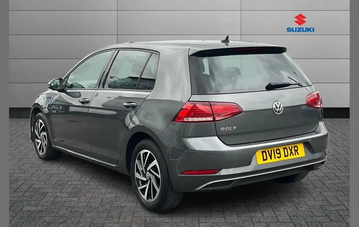 Used VW Golf VII Match 147 HP (108 kW) 2019 Grey Hatchback