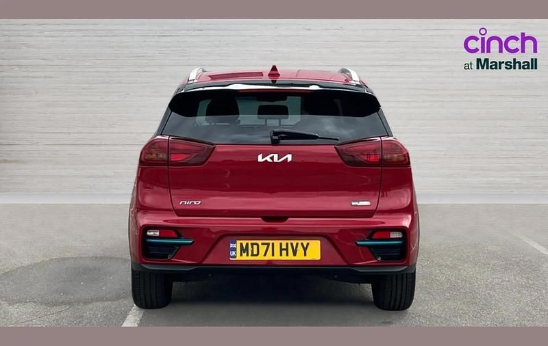 Usado Kia e-Niro 100 kW (136 CV) 2022 Rojo SUV