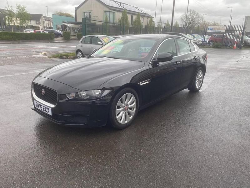 Begagnad Jaguar XE Prestige 2016 Svart Sedan