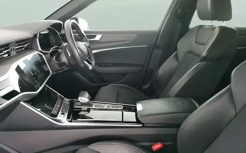 Begagnad Audi A6 Black Edition 204 HK (150 kW) 2022 Svart Sedan