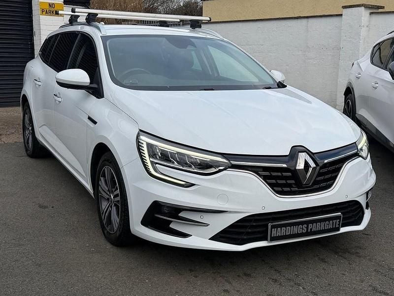 White Used 2022 Renault Mégane GrandTour Iconic Estate | £11,499 (Fair price) - Image 1/3