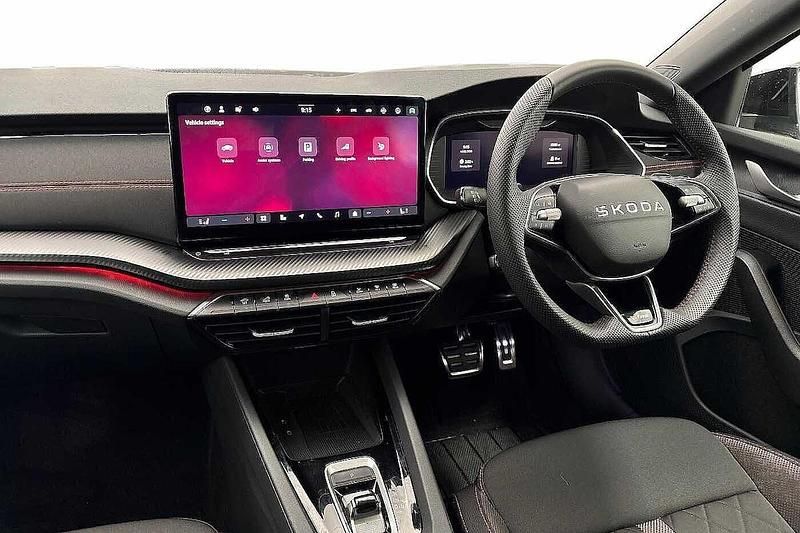 Used Skoda Octavia vRS 195 HP (143 kW) 2025 Royal green metallic Estate