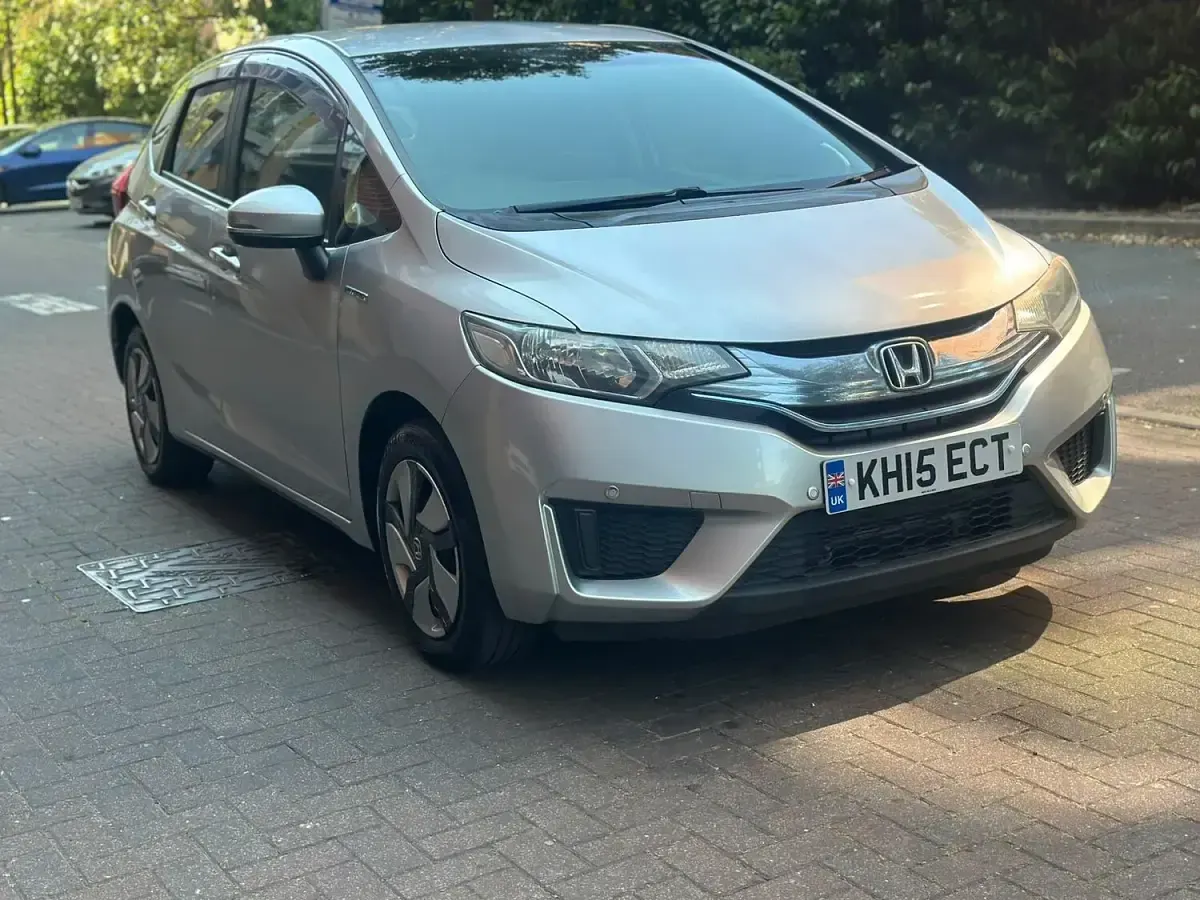 Used Honda Fit 109 HP (80 kW) 2026 Silver Hatchback