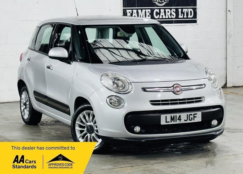 Used Fiat 500L Lounge 85 HP (62 kW) 2014 Silver MPV