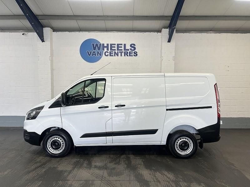 Used Ford Transit Custom S 105 HP (77 kW) 2023 White Van