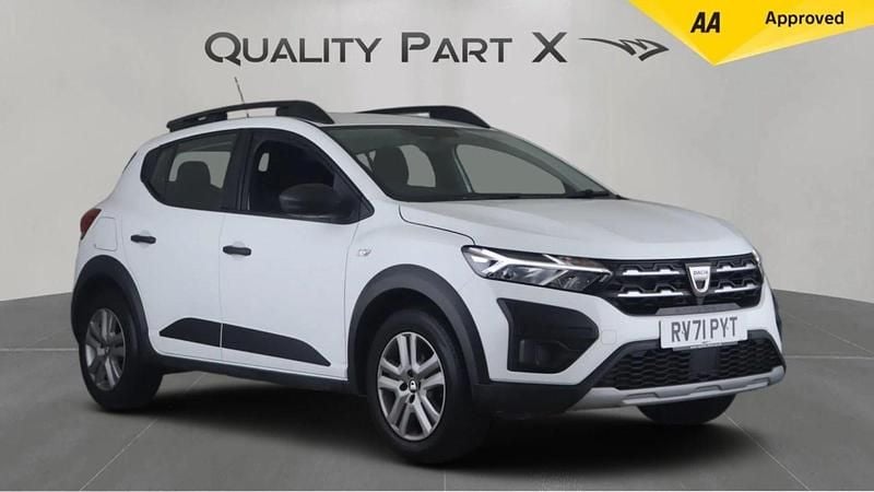 White Used 2021 Dacia Sandero Essentiel Hatchback | £8,480 (Fair price) - Image 1/4