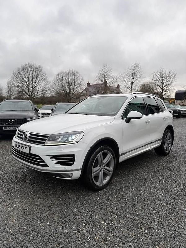 Used VW Touareg R-line 262 HP (192 kW) 2016 White SUV