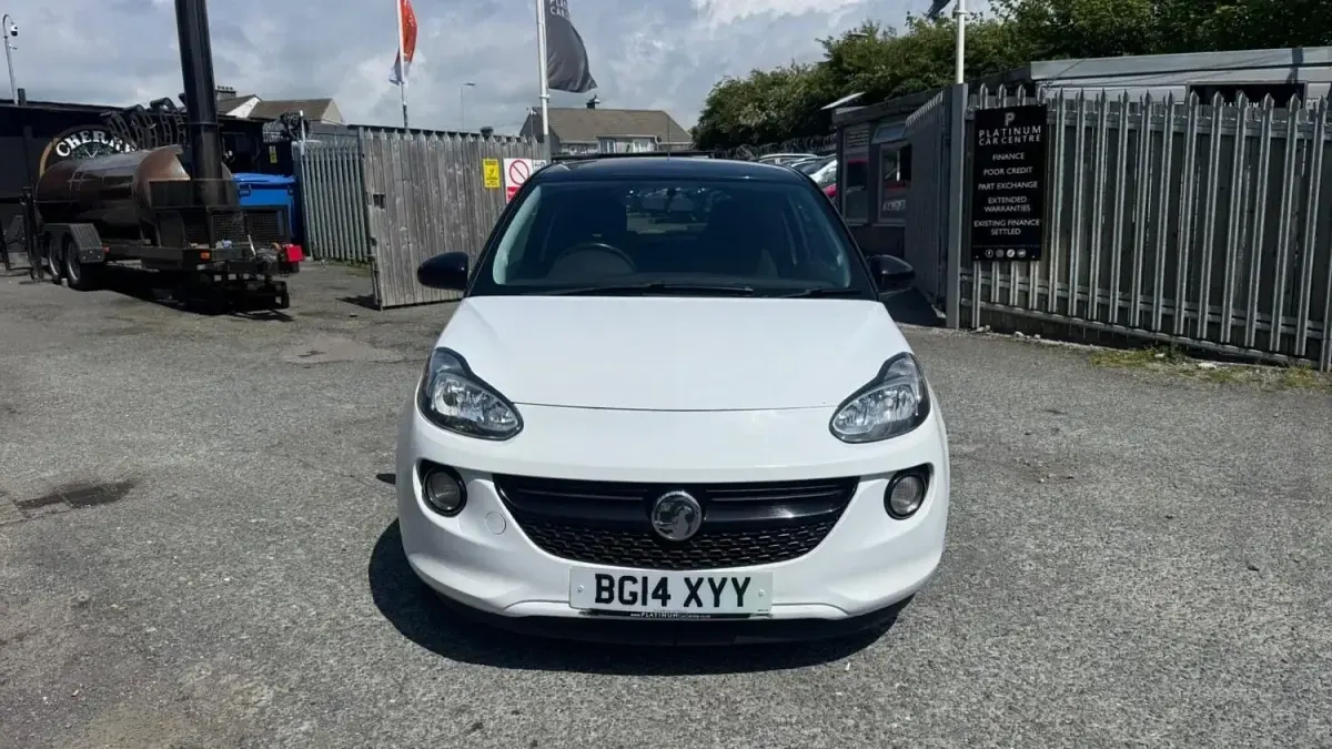 Begagnad Vauxhall Adam Jam 2014 Vit Halvkombi