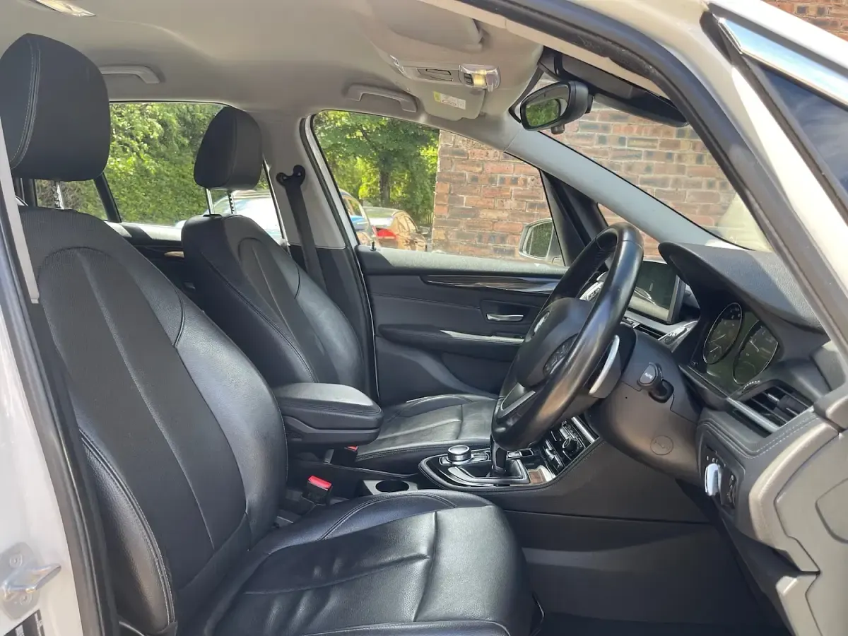 Used BMW 220 Luxury Line 2019 White Estate
