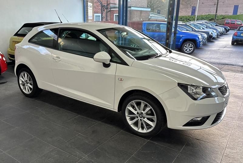Used Seat Ibiza 2015 White Hatchback