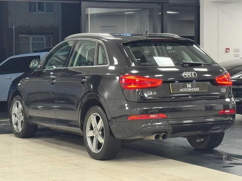 Used Audi Q3 Comfort 177 HP (130 kW) 2011 Black SUV