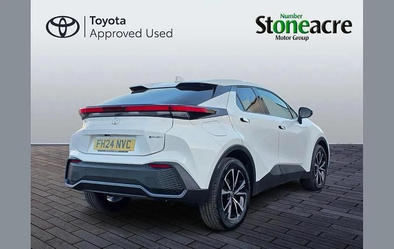 Used Toyota C-HR Design 220 HP (161 kW) 2024 White SUV
