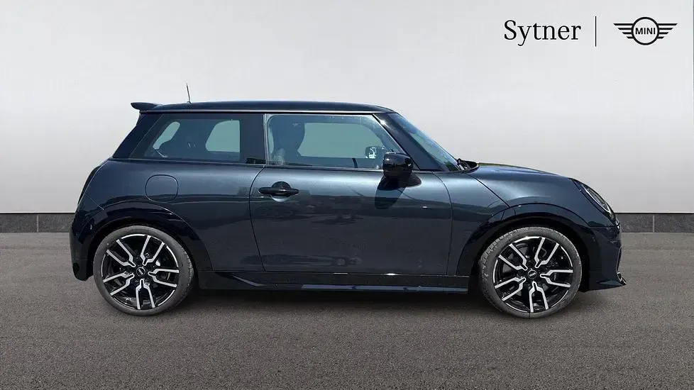 Used Mini Cooper Hatch 113 kW (154 HP) 2026 Grey Hatchback