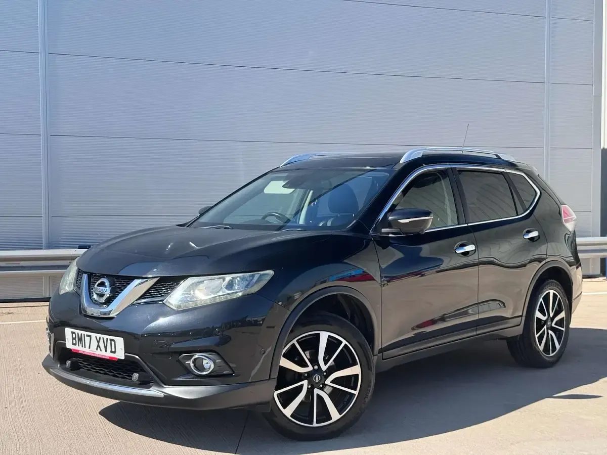 Used Nissan X-Trail Tekna 130 HP (95 kW) 2017 Black SUV