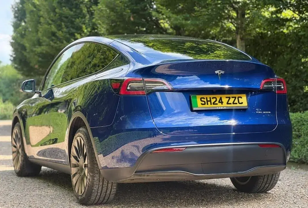 Used Tesla Model Y Long Range AWD 378 kW (514 HP) 2024 Blue SUV