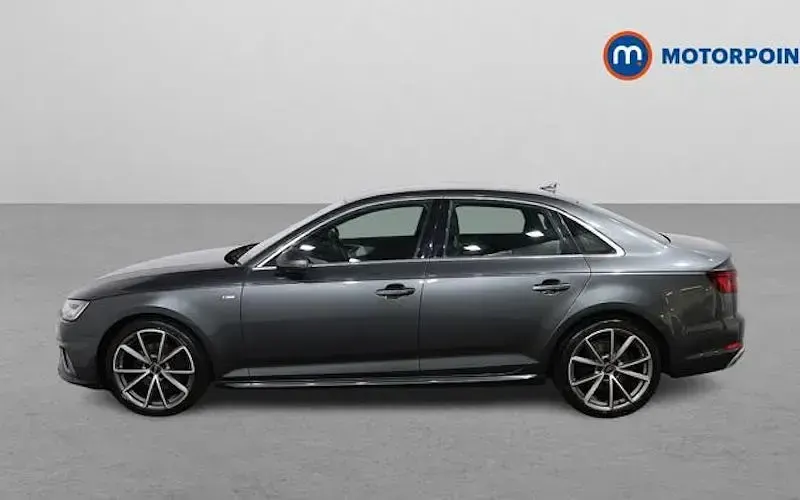Usado Audi A4 S-Line 150 CV (110 kW) 2019 Gris Berlina