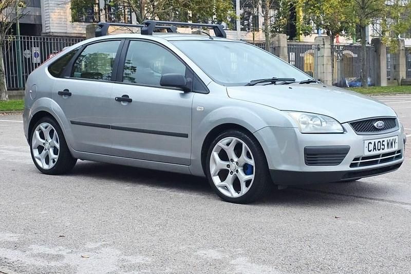 Silver Used 2005 Ford Focus Hatchback | £3,000 (A bit pricey) - Image 1/1