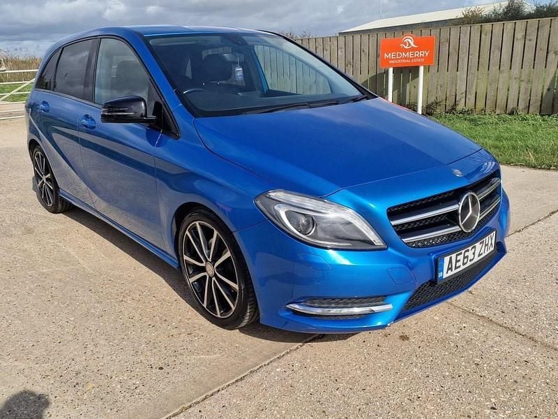 Blue Used 2013 Mercedes B180 MPV | £3,495 (Super price) - Image 1/4