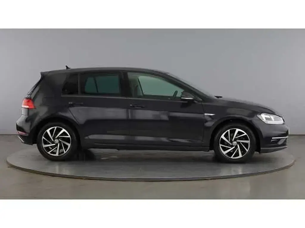 Used VW Golf VII 130 HP (95 kW) 2019