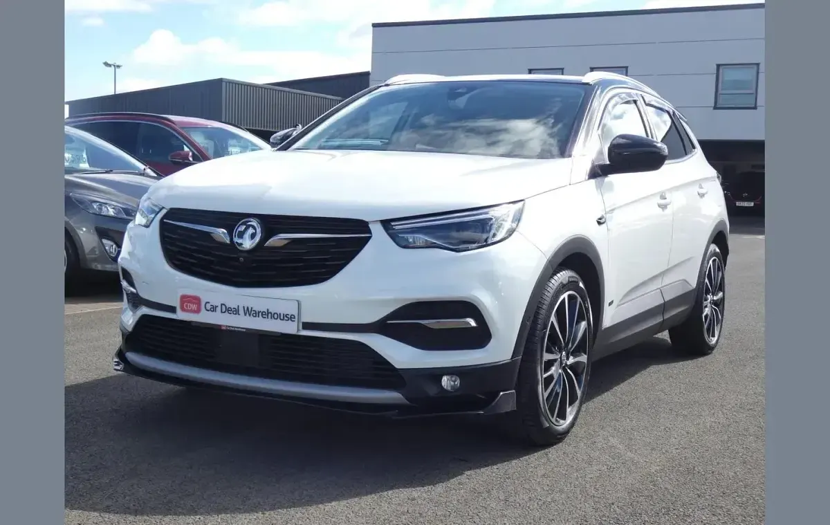 Used Vauxhall Grandland X Ultimate 296 HP (217 kW) 2020 White SUV