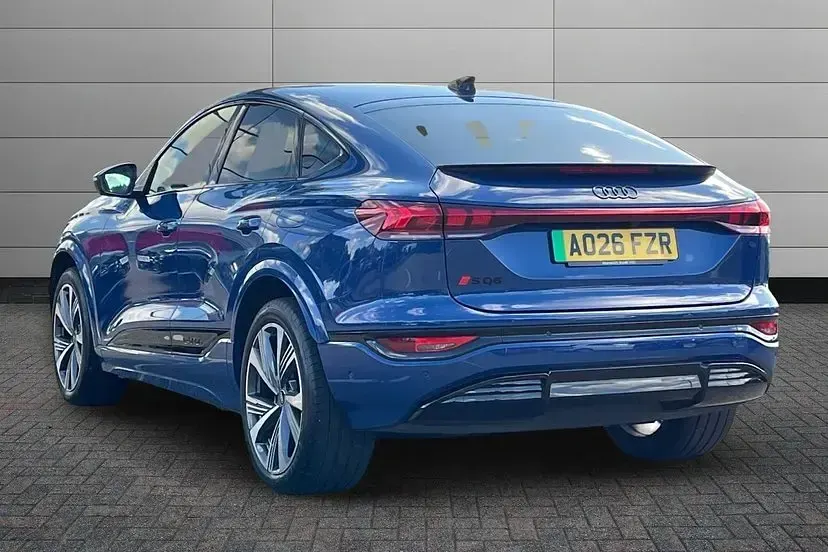 Used Audi SQ6 Sportback e-tron Advanced 355 kW (483 HP) 2026 Ascari blue SUV