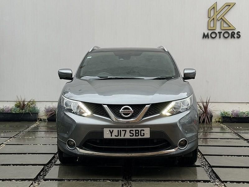 Used Nissan Qashqai N-Vision 2017 Grey SUV
