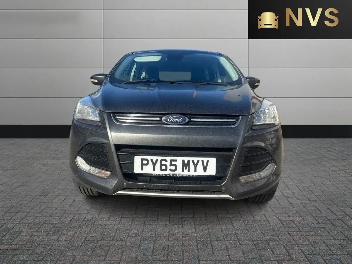 Used Ford Kuga Titanium 179 HP (131 kW) 2015 Grey SUV