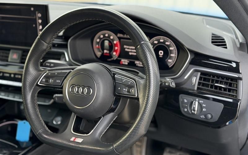 Used Audi A4 Black Edition 150 HP (110 kW) 2025 Estate