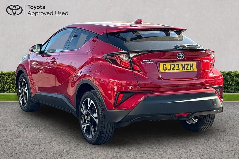 Used Toyota C-HR Design 122 HP (89 kW) 2023 Scarlet flair SUV