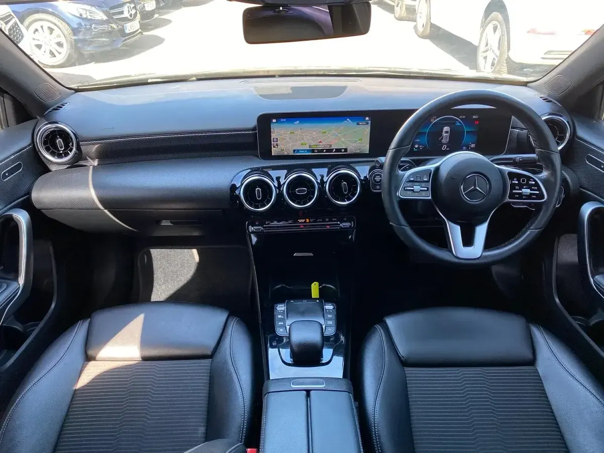 Used Mercedes A180 Executive 136 HP (100 kW) 2020 Black Hatchback