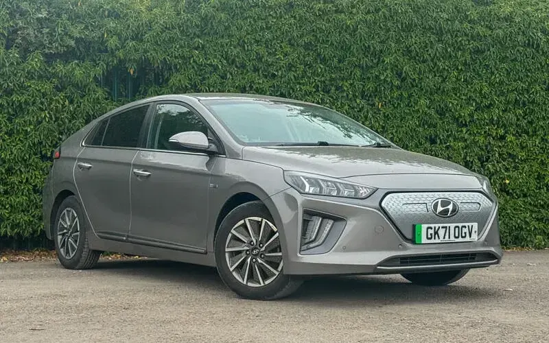 Used Hyundai Ioniq Premium SE 100 kW (136 HP) 2021 Hatchback