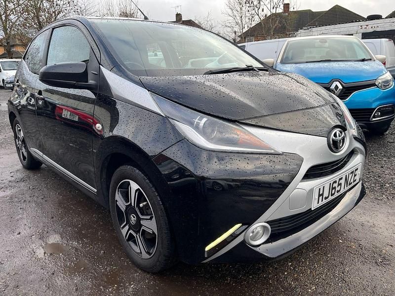 Used Toyota Aygo X-clusiv 2015 Black Hatchback