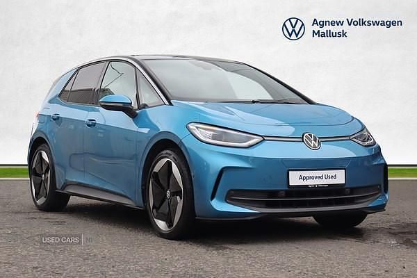 Blue Used 2024 VW ID.3 Pro Hatchback | £24,990 (Fair price) - Image 1/4