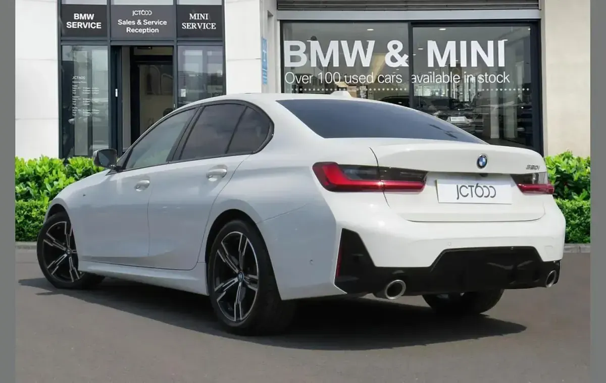 Used BMW 320 M Sport 180 HP (132 kW) 2024 White Sedan