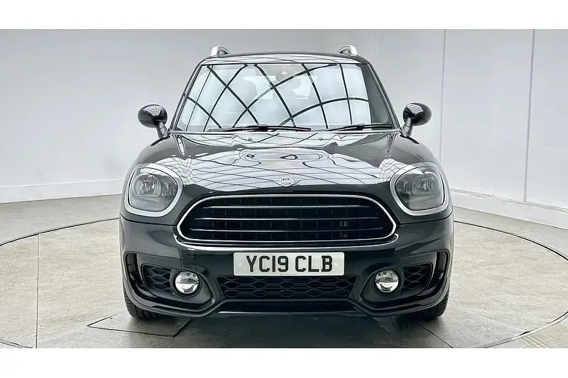 Used Mini Cooper Countryman Sport 2019 Midnight black SUV