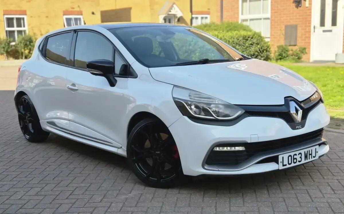 Usado Renault Clio IV 2014 Branco Citadino