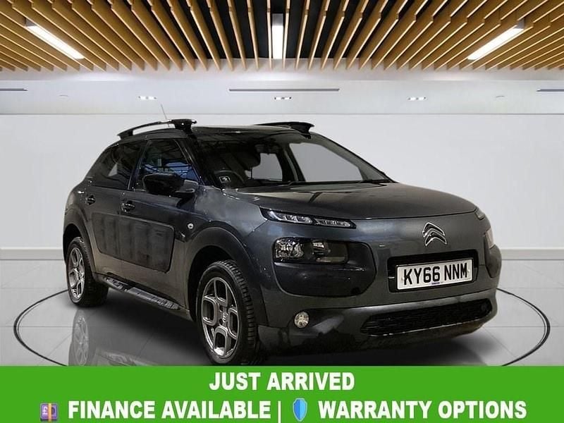 Used Citroën C4 Cactus Feel 100 HP (73 kW) 2016 Grey Hatchback