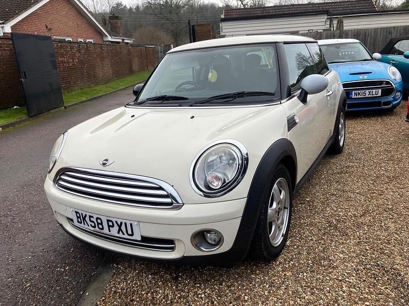 Used Mini ONE Hatch 2008 White Hatchback