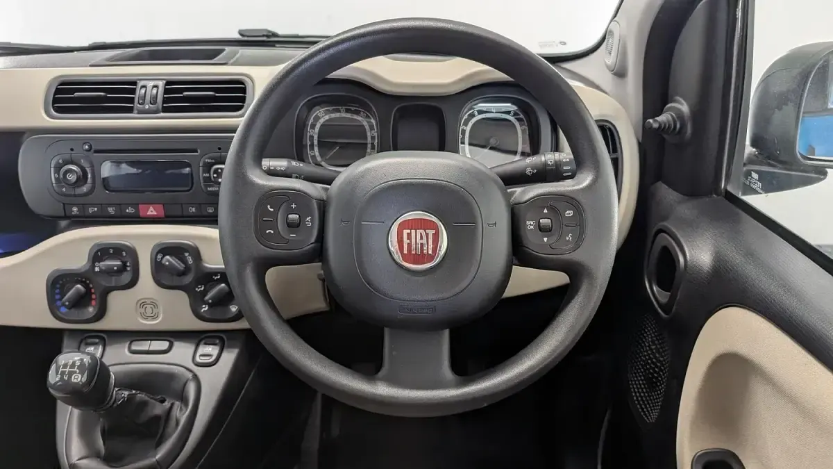 Used Fiat Panda Easy 69 HP (50 kW) 2014 Turquoise Hatchback