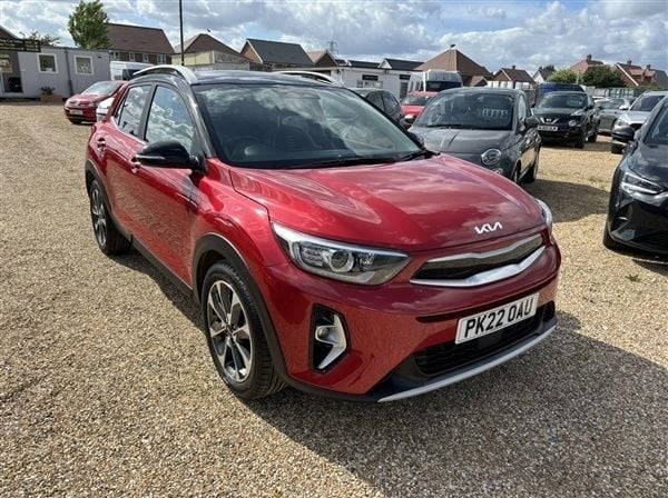 Red Used 2022 Kia Stonic 4 SUV | £12,995 (Fair price) - Image 1/1
